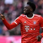 Alphonso_Davies_ten_5_yllk_imza_1738706913