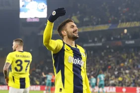Dusan_Tadic_ten__takm_oyunu__vurgusu_1739482019